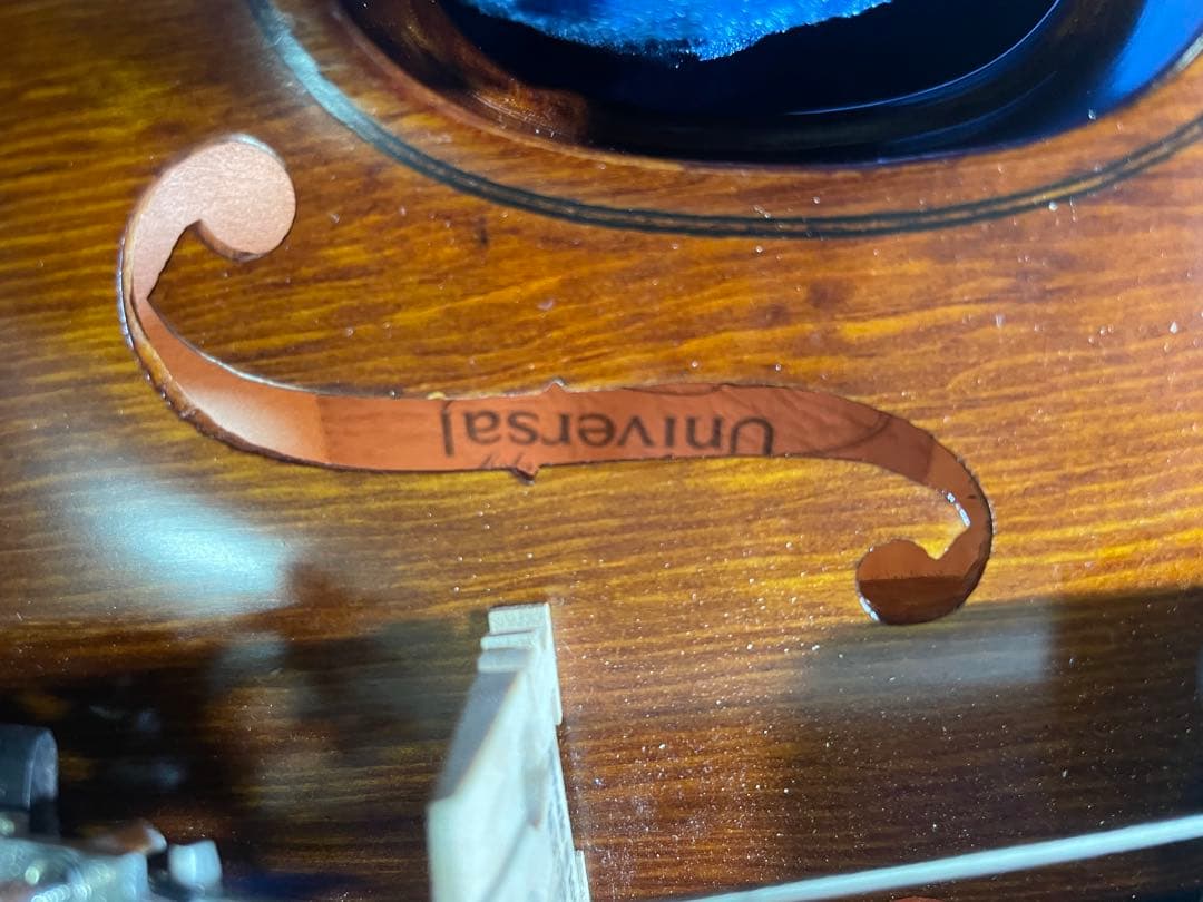 Universal バイオリン 1/4 no.300