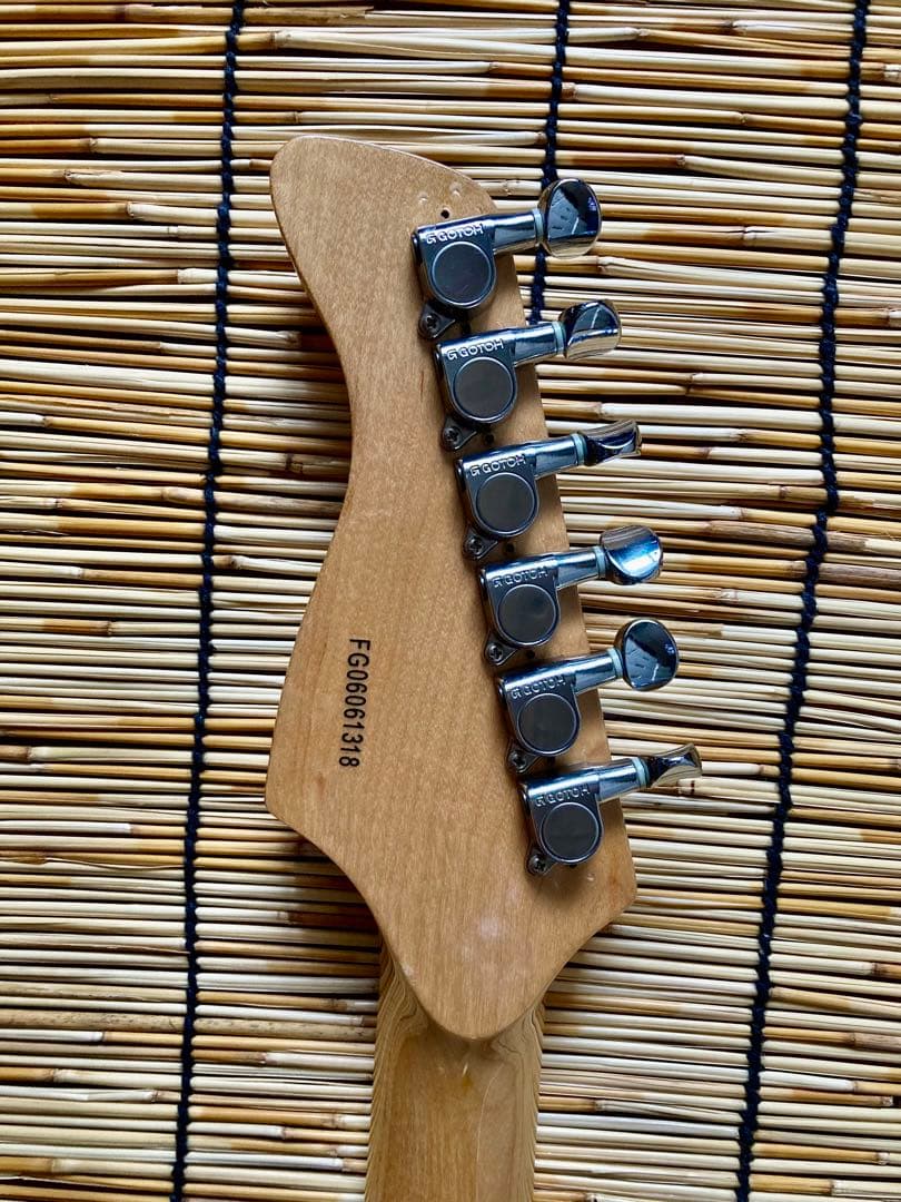 ☆ 最終値下決断☆部品交換、リニューアル貴方だけの一本　FERNANDES ST