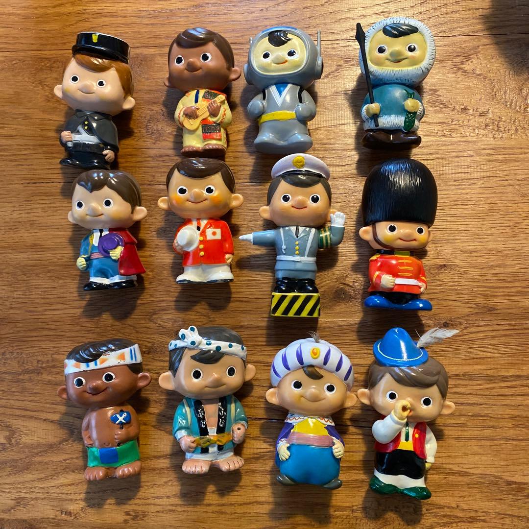 富士銀行　ぼくちゃん　貯金箱　12体