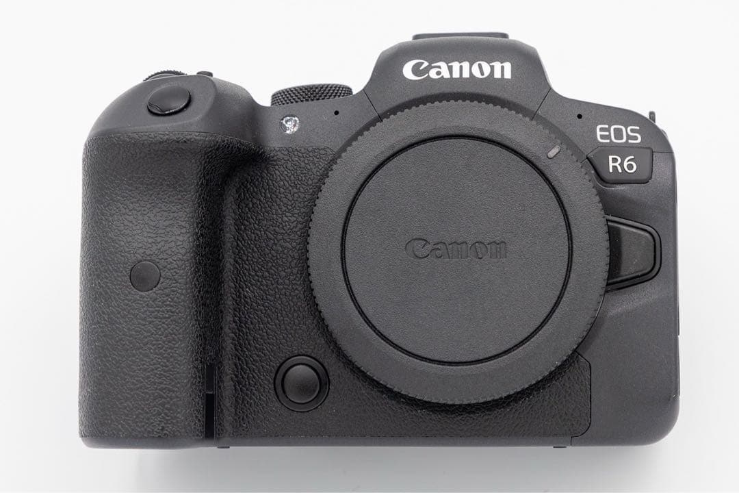 【中古美品】CANON EOS R6 ボディ・バッテリーグリップ・バッテリー２個