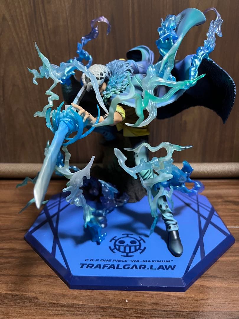 トラファルガー・ロー フィギュア