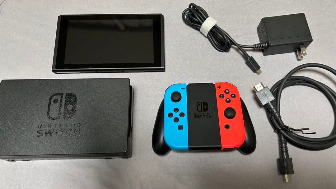 【美品】Nintendo Switch 本体 ＋付属品