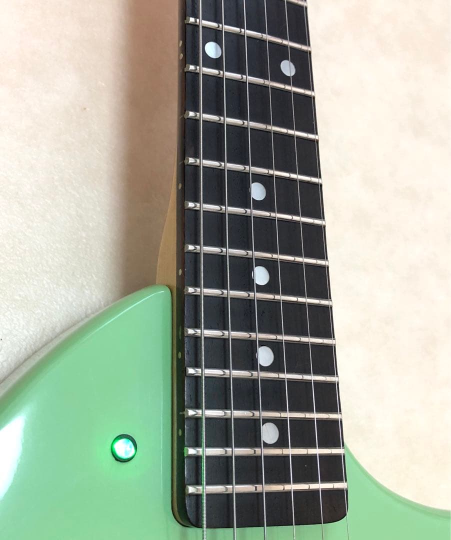 【超美品】ZO-3 ミントグリーン アンプ内蔵ミニギター 専用ケース付き！！