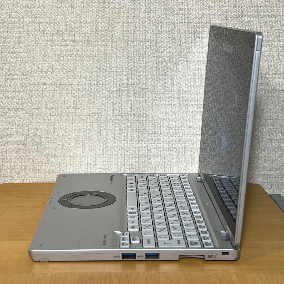 中古美品！レッツノートQV9 i5 8G／256GB／LTE／オフィス