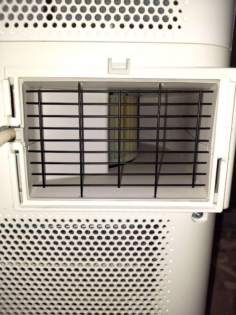 アイリスオーヤマ ポータブルクーラーIPA-2202G 付属部品あり。