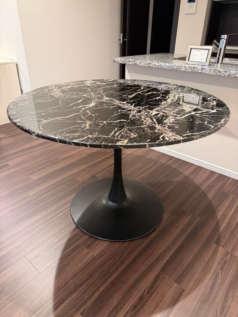 天然大理石　KARE ヴェネトマーブルブラック　直径110cm　テーブル