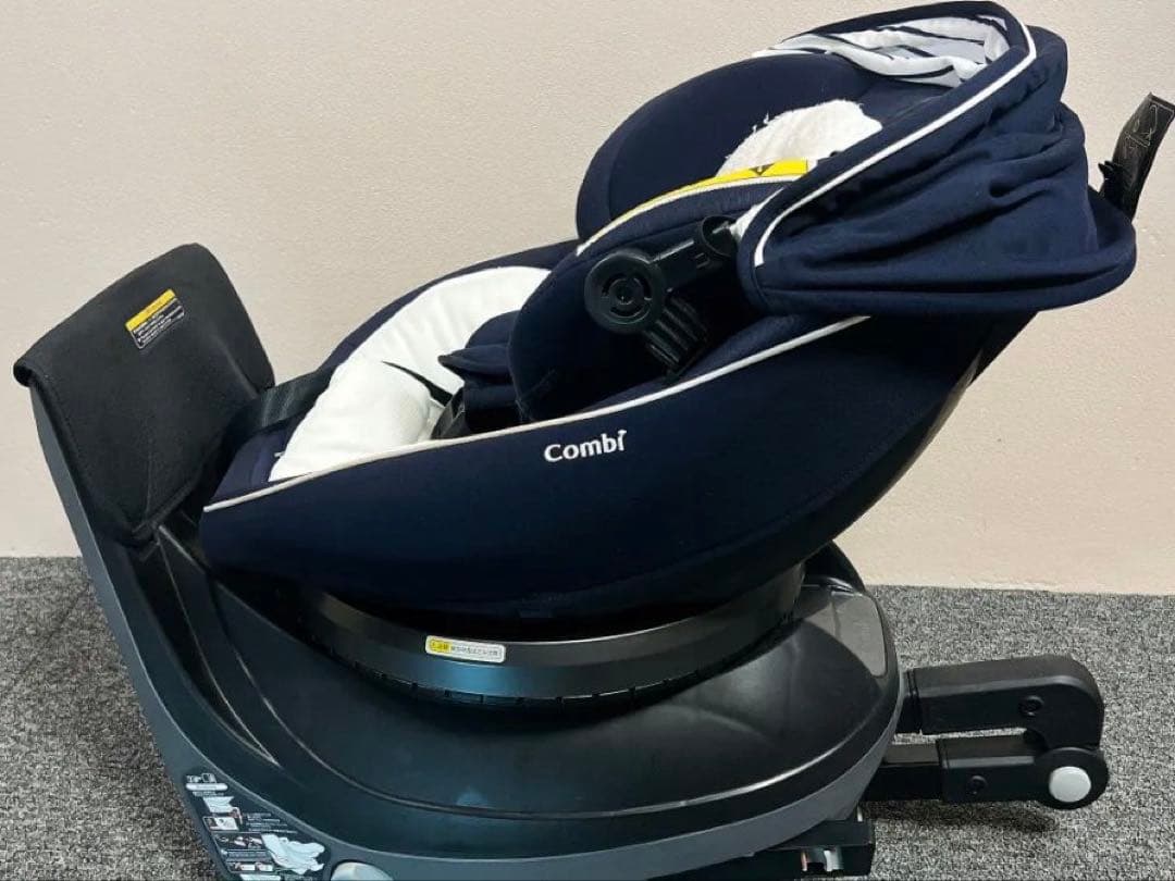 コンビ クルムーヴスマート　ISOFIX　エッグショック JJ-600
