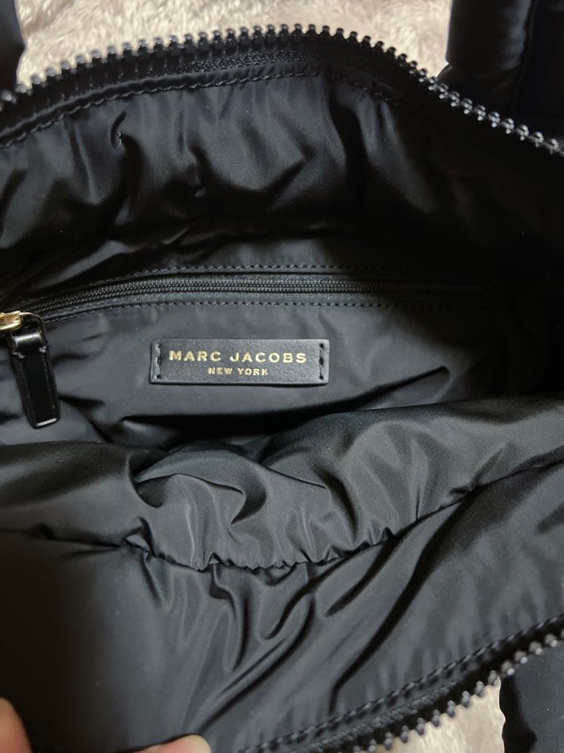 MARC JACOBS NEW YORK ショルダーバッグ【ブラック】
