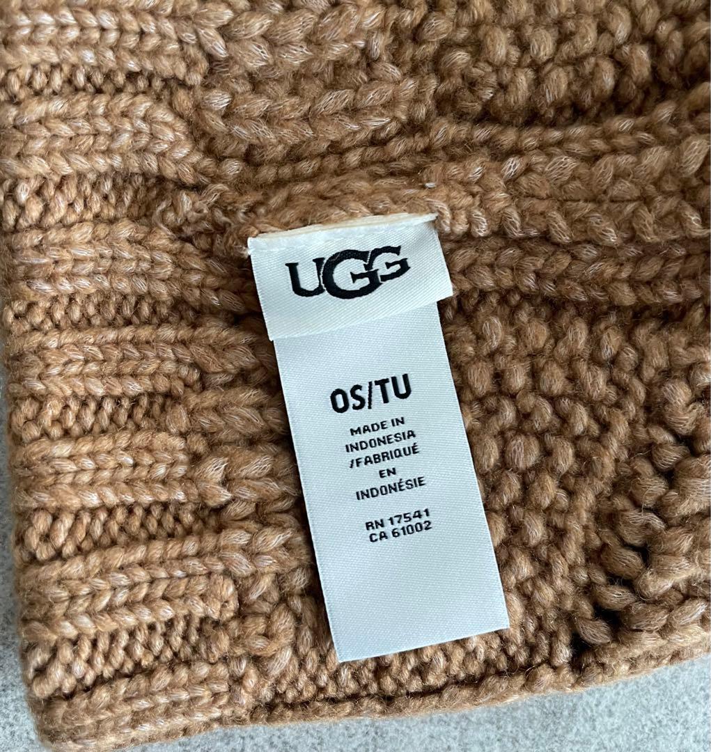 【未使用品】 UGG ケーブル ビーニー ニット帽 ポンポン付き キャメル