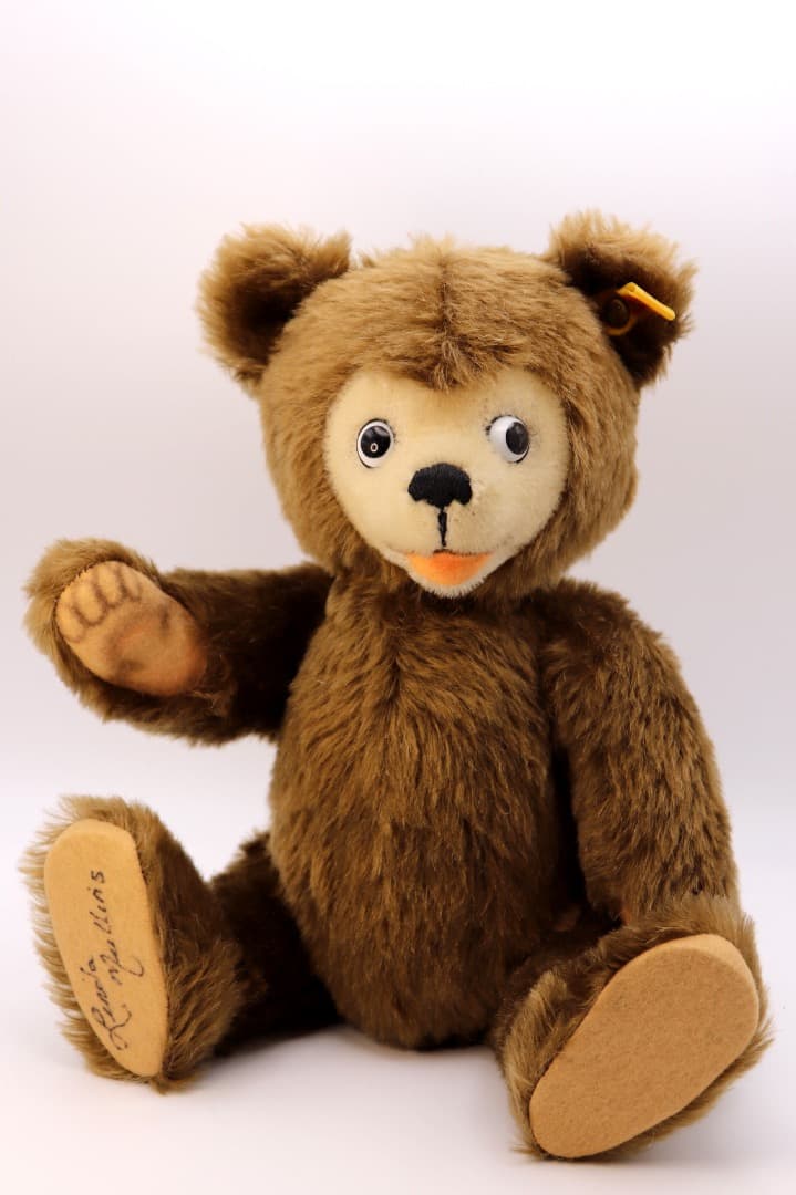 べリーマン・ベア STEIFF リンダ・マリンズサイン入り ぬいぐるみ