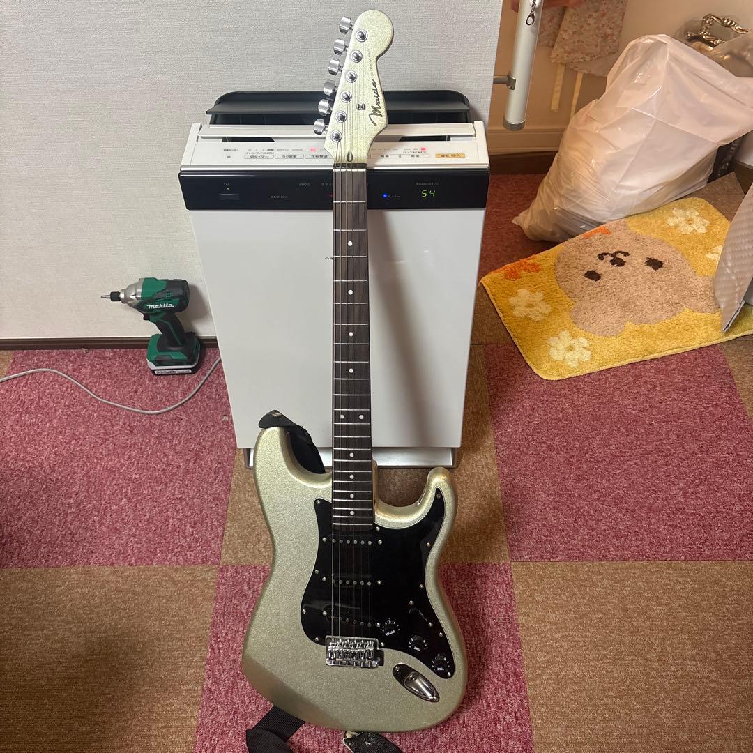 Mavis ストラトキャスタータイプ