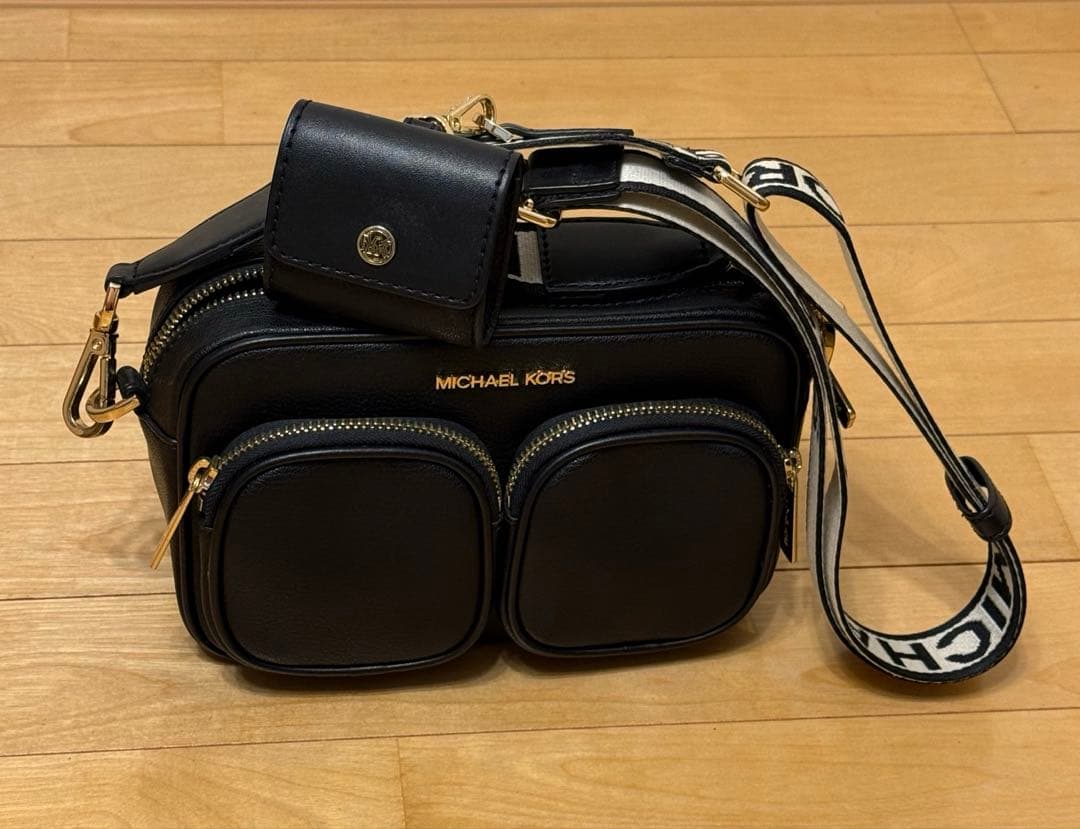 MICHAEL KORS クロスボディウッズテックアタッチミディアム