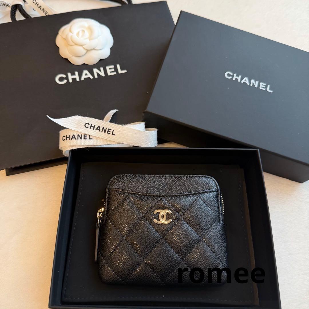 CHANEL シャネル クラシック ジップパース キャビアスキン