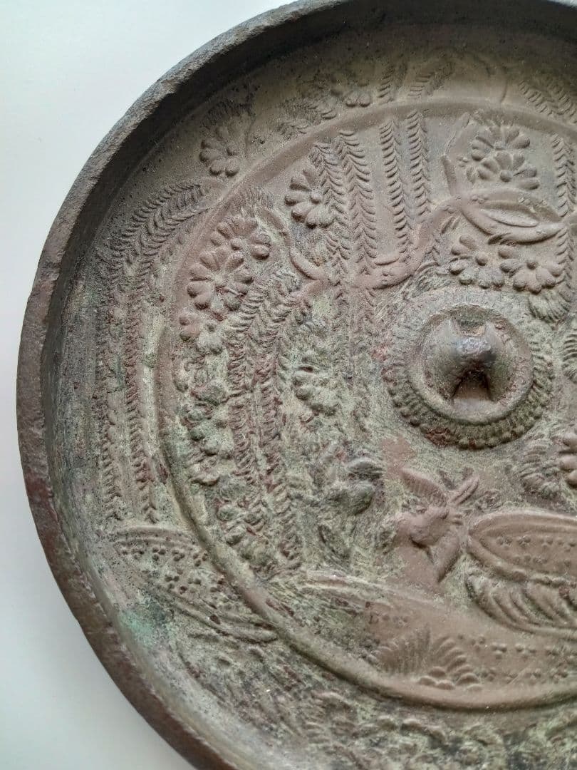 和鏡（古鏡）　桜花垂藤双鳥図　鎌倉時代