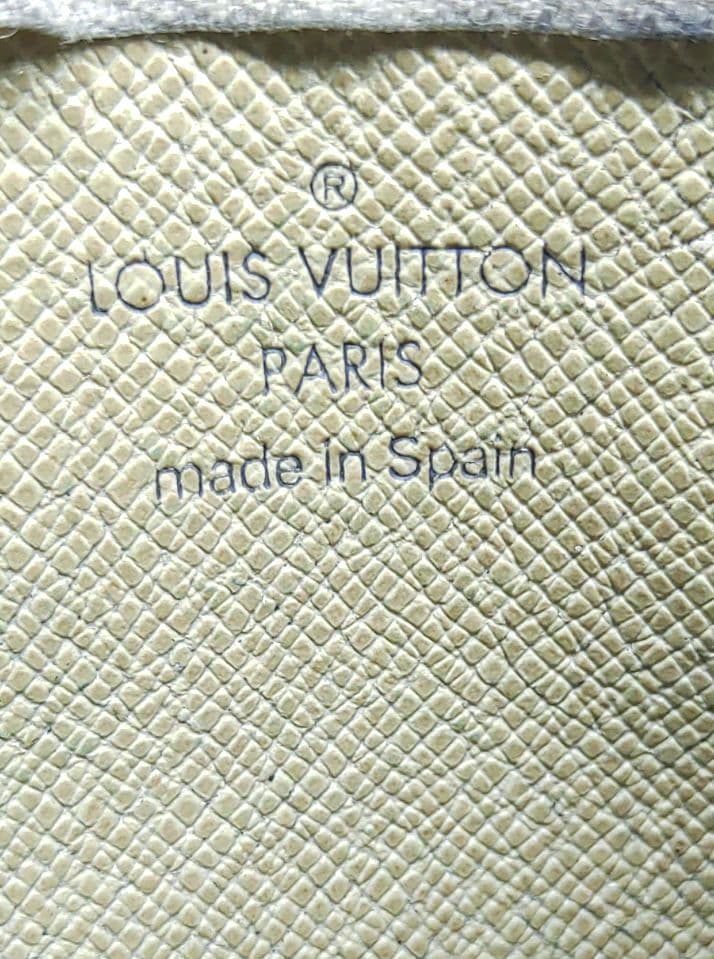 ルイヴィトン ダミエ アズール ポシェットクレ ケース