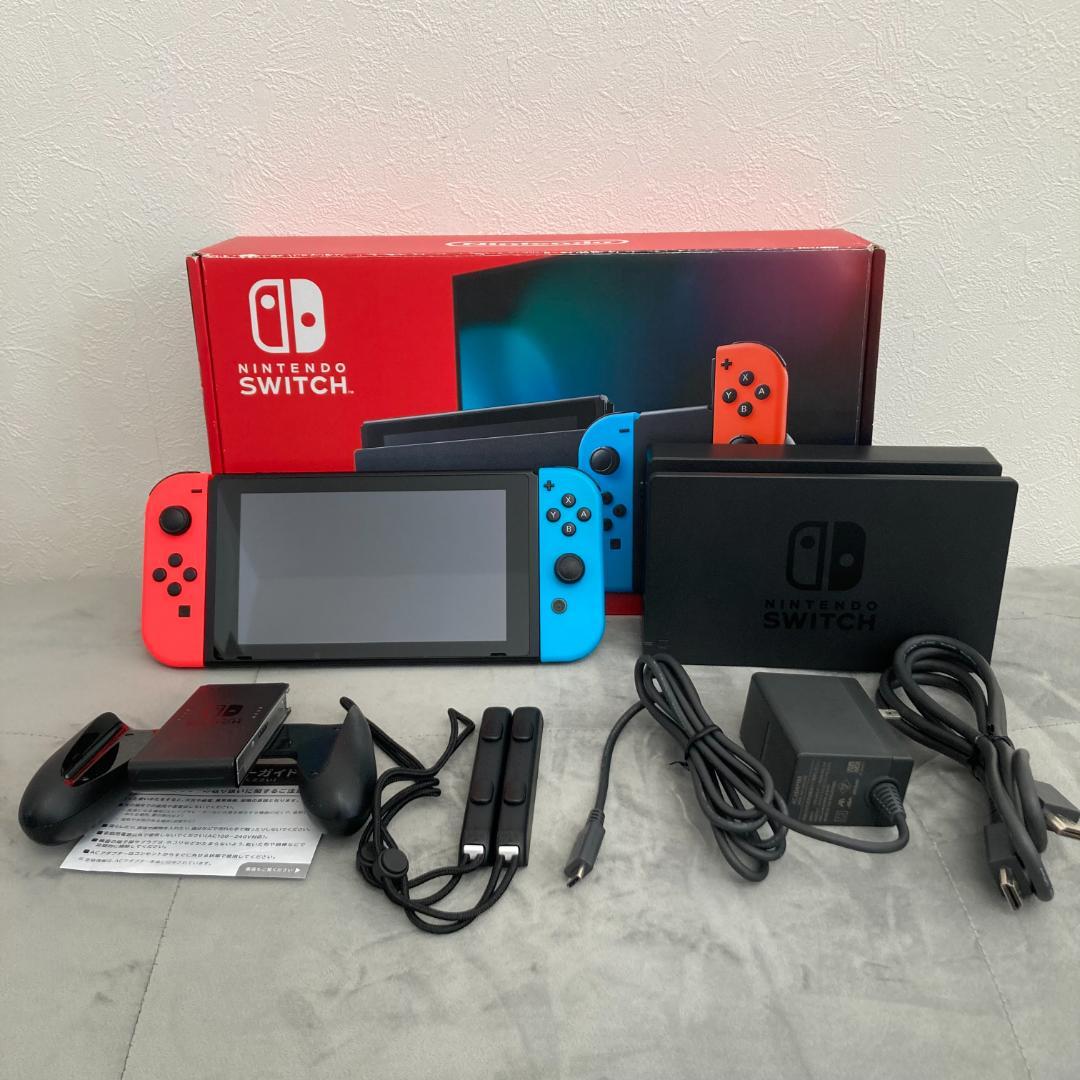【完品】【美品】Nintendo Switch ネオンレッド・ネオンブルー 新型