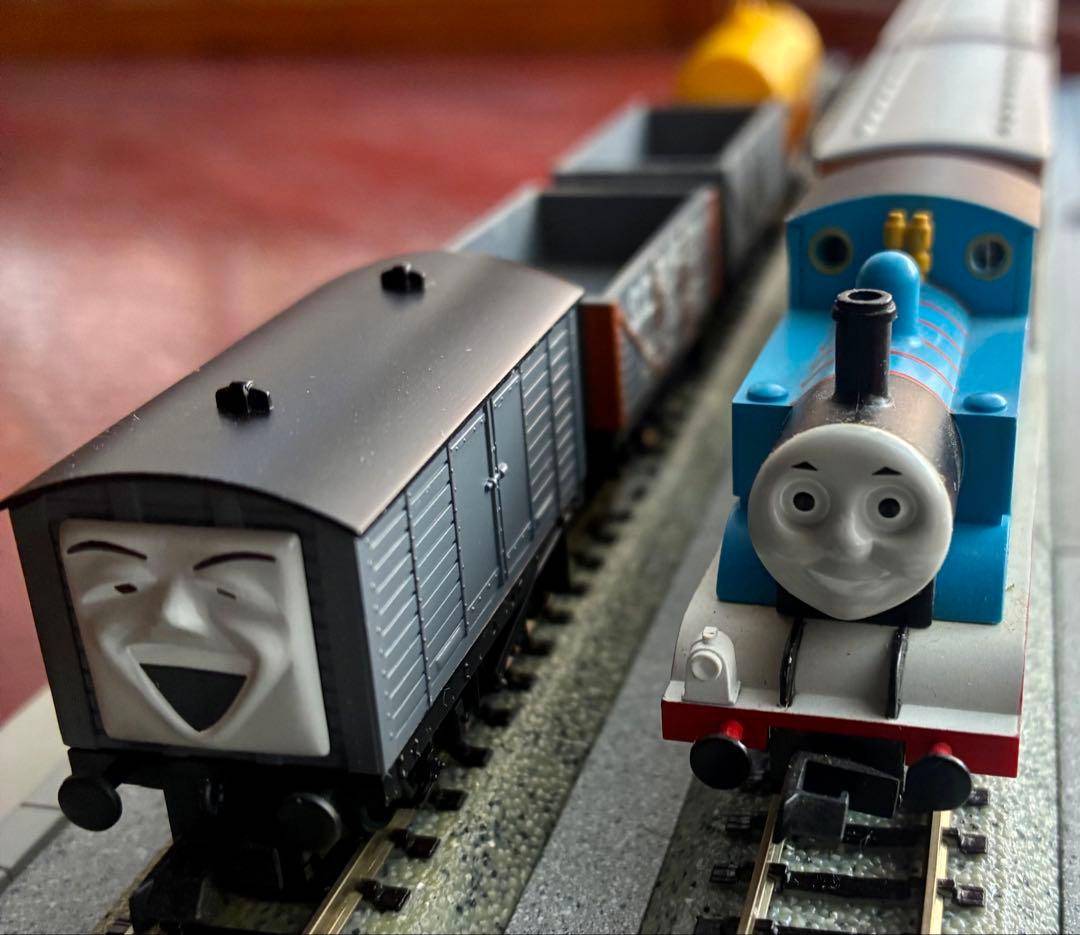 TOMIX 商品名:トーマス (93801)、6両(愉快な仲間たち)