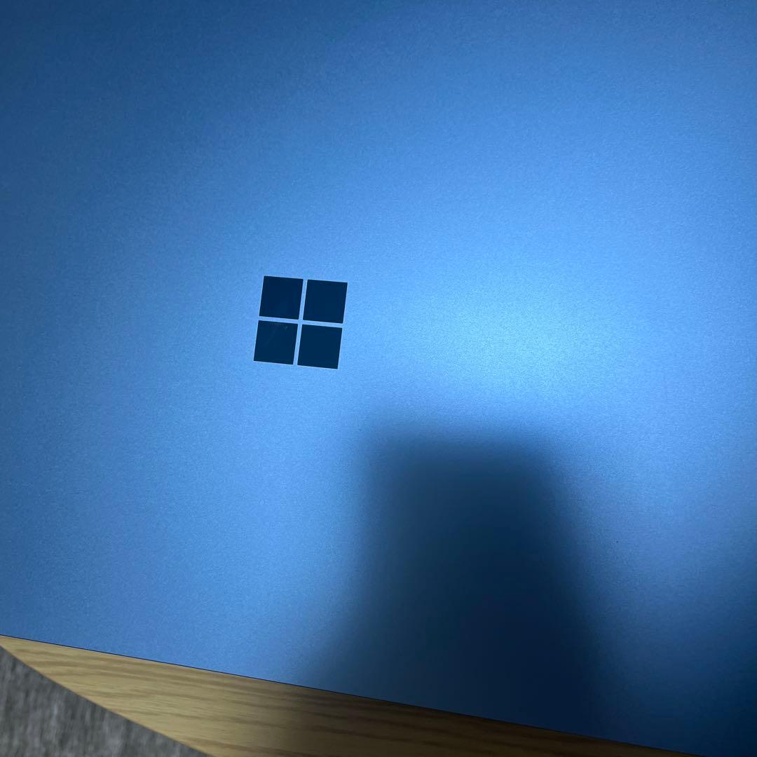 Microsoft Surface タブレット ブルー
