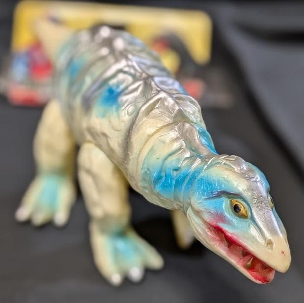 ステゴン「帰ってきたウルトラマン」登場怪獣（ブルマァク復刻）ソフビフィギュア