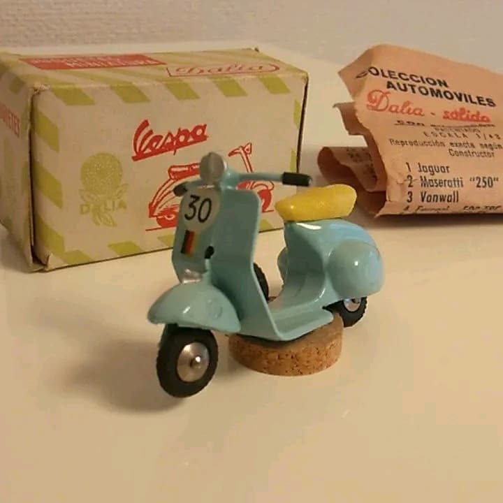 ダリア　ソリド　ベスパ　dalia-solido