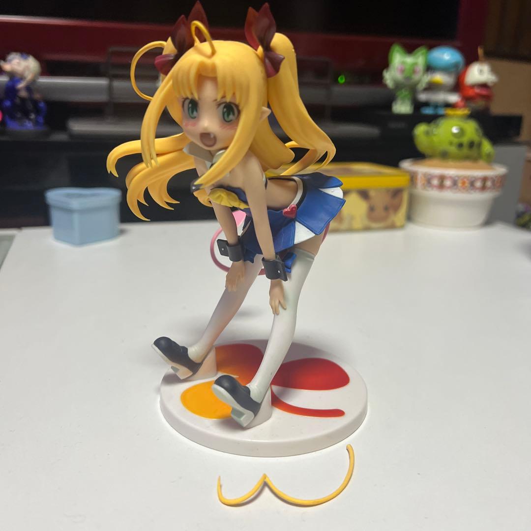 アスタロッテのおもちゃ　フィギュア