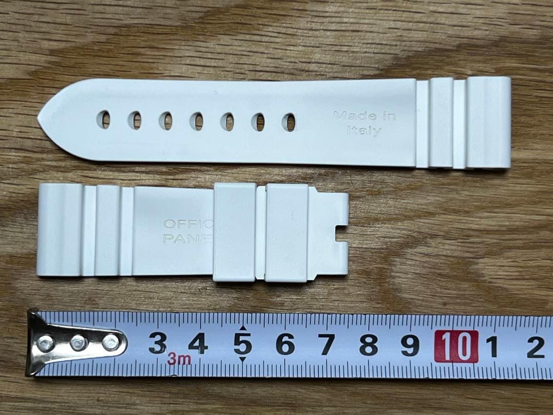 OFFICINE PANERAI 純正　ラバー　ベルト　ホワイト　22mm 美品