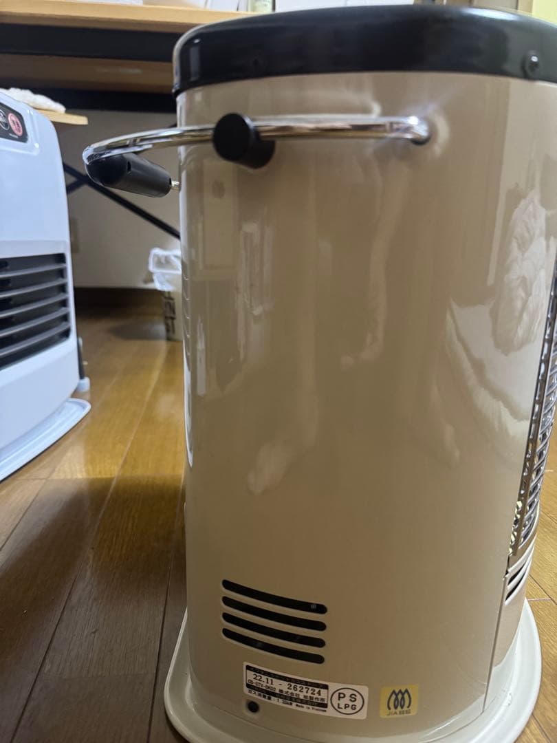 Iwatani カセットガスストーブ CB-STV-DKD2 ガスヒーター