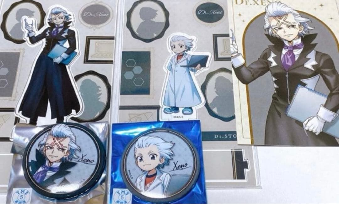 ドクスト ゼノ ロフト アクリルスタンド 缶バッジ 特典 ポストカード