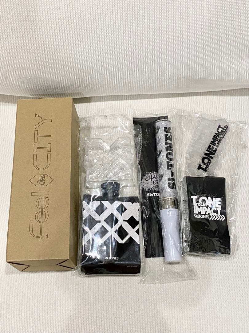 SixTONES ペンライト 4本セット
