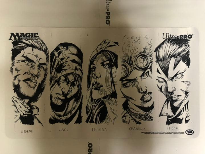 プレインズウォーカー mtg コミコン プレイマット ジェイス リリアナ ニッサ