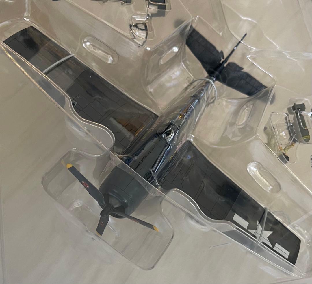 絶版新品　ホビーマスター 1/72 F6F-5 空母エセックス Minssi Ⅲ