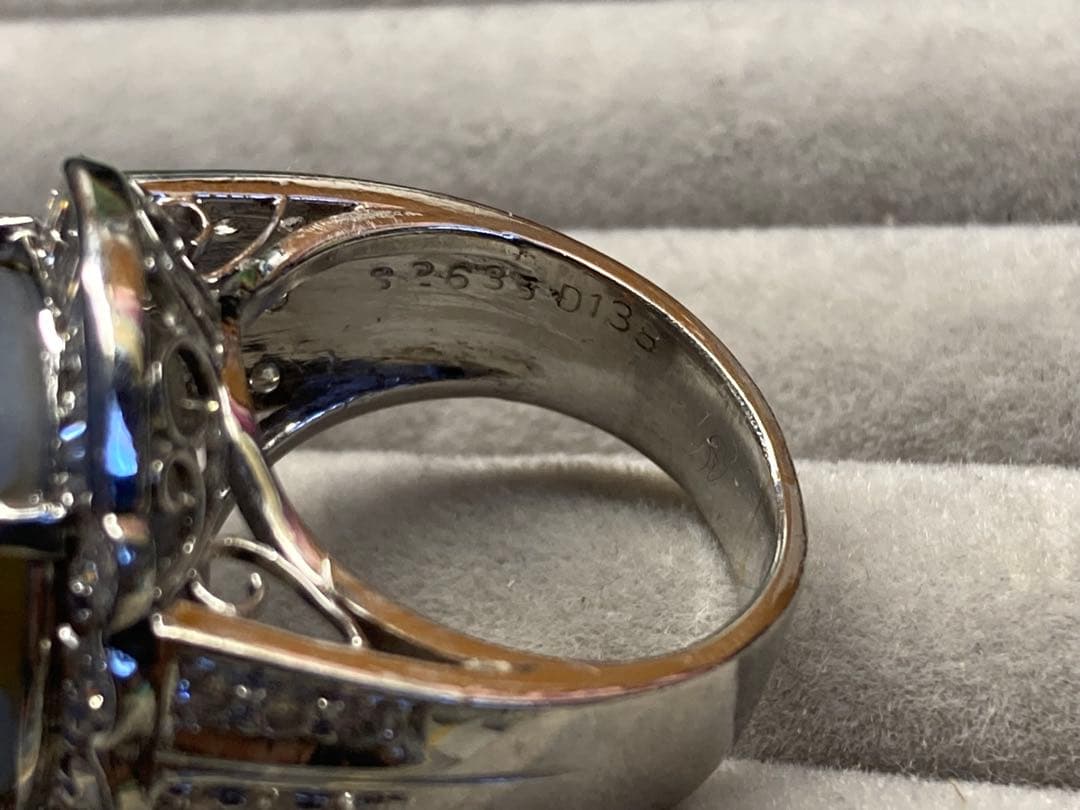 プラチナ天然スターサファイア26.35カラット