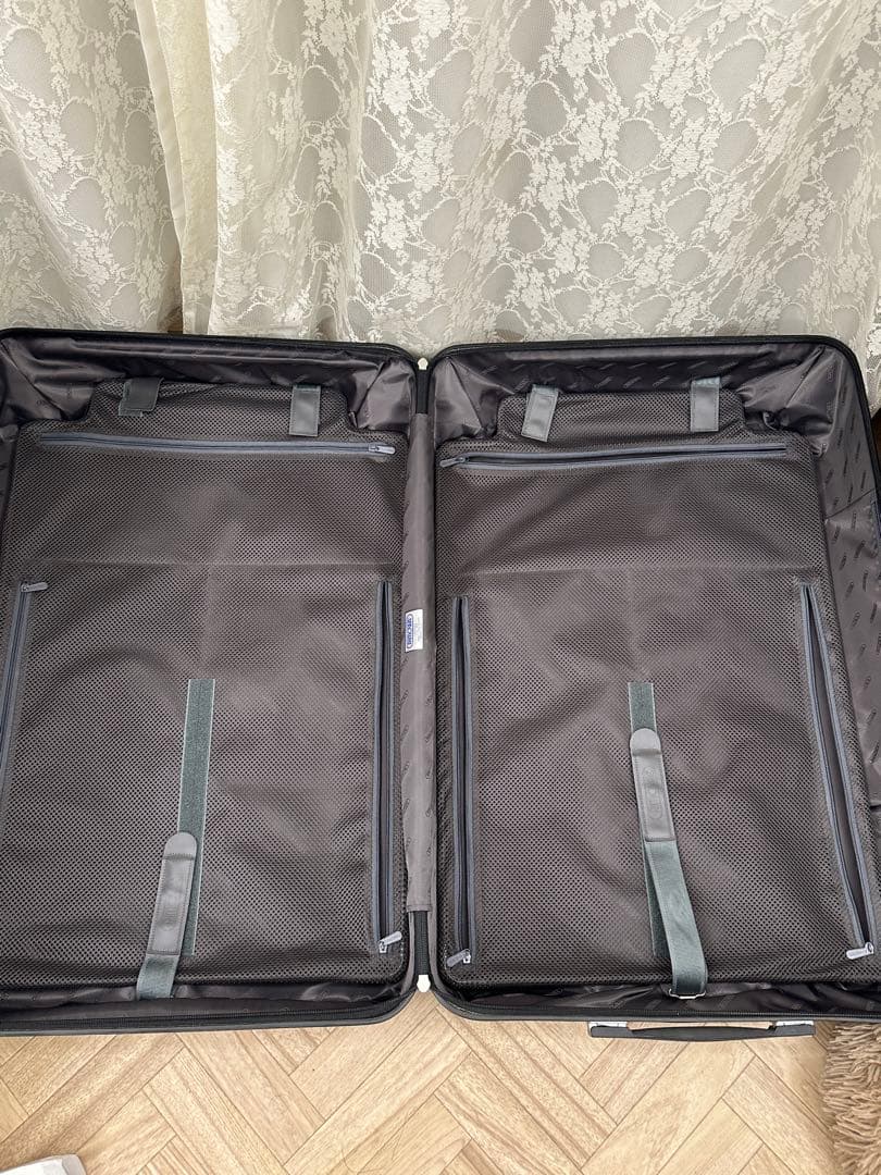 【RIMOWA】 SALSA DELUXE 104L 4輪 7泊〜