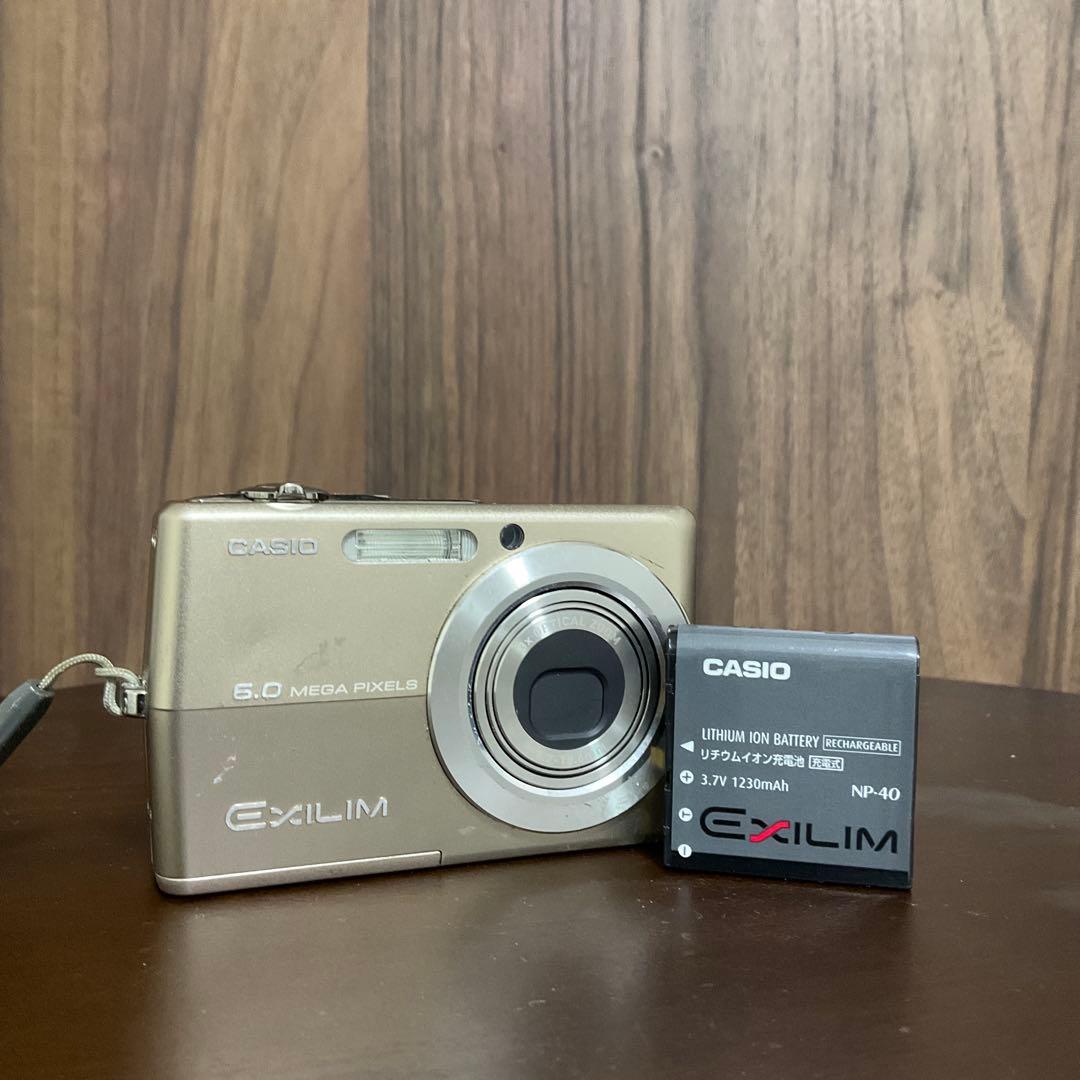 デジタルカメラ Casio EXILIM EX-Z600