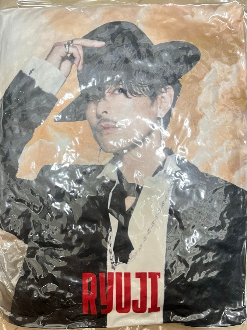 今市隆二　クッション　レア　KINGDOM