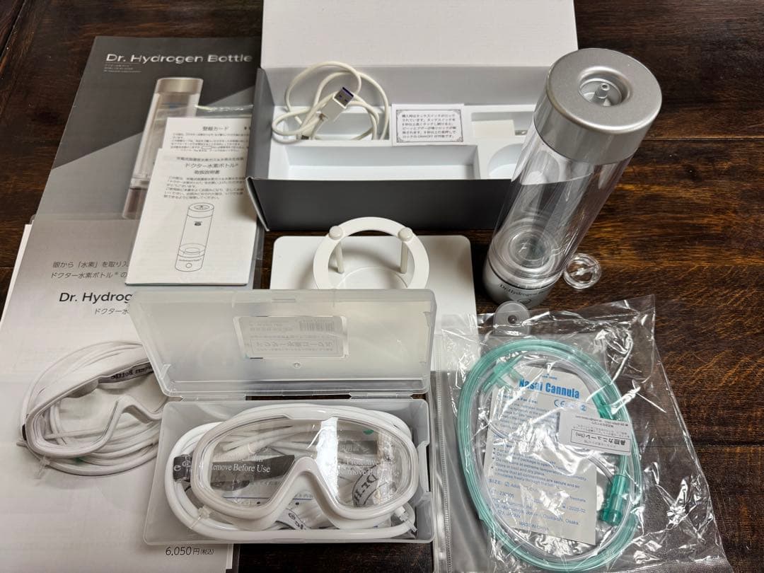ドクター水素ボトル、未使用カニューレ、ゴーグル、スタンド、取説等