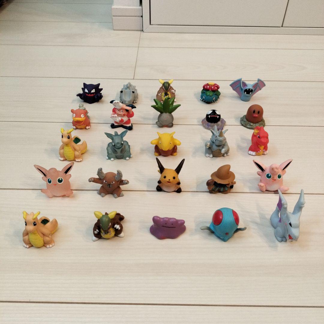 ポケモン　ゆび人形　モンコレ　　240個セット＋おまけ66個　まとめ売り