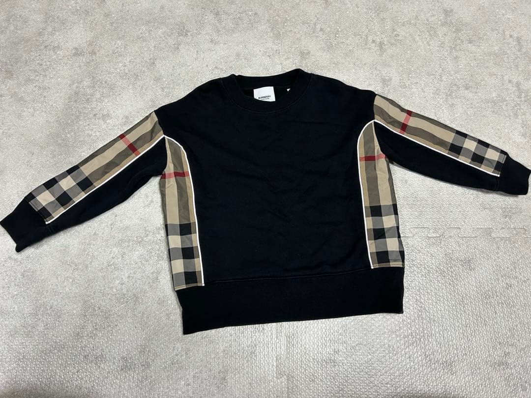 BURBERRY ブラック トレーナー チェック袖　バーバリーキッズ