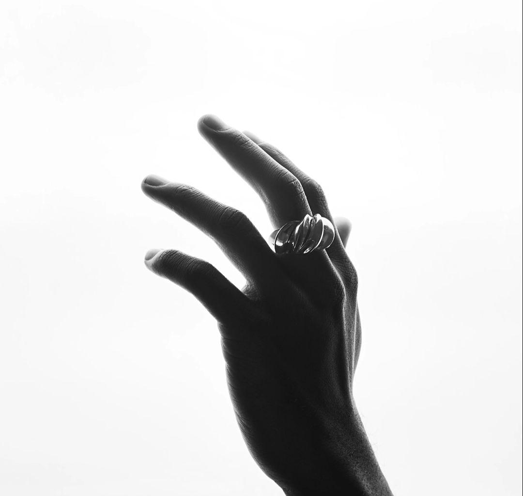 NATURAL INSTINCT Twist angle Ring 13号