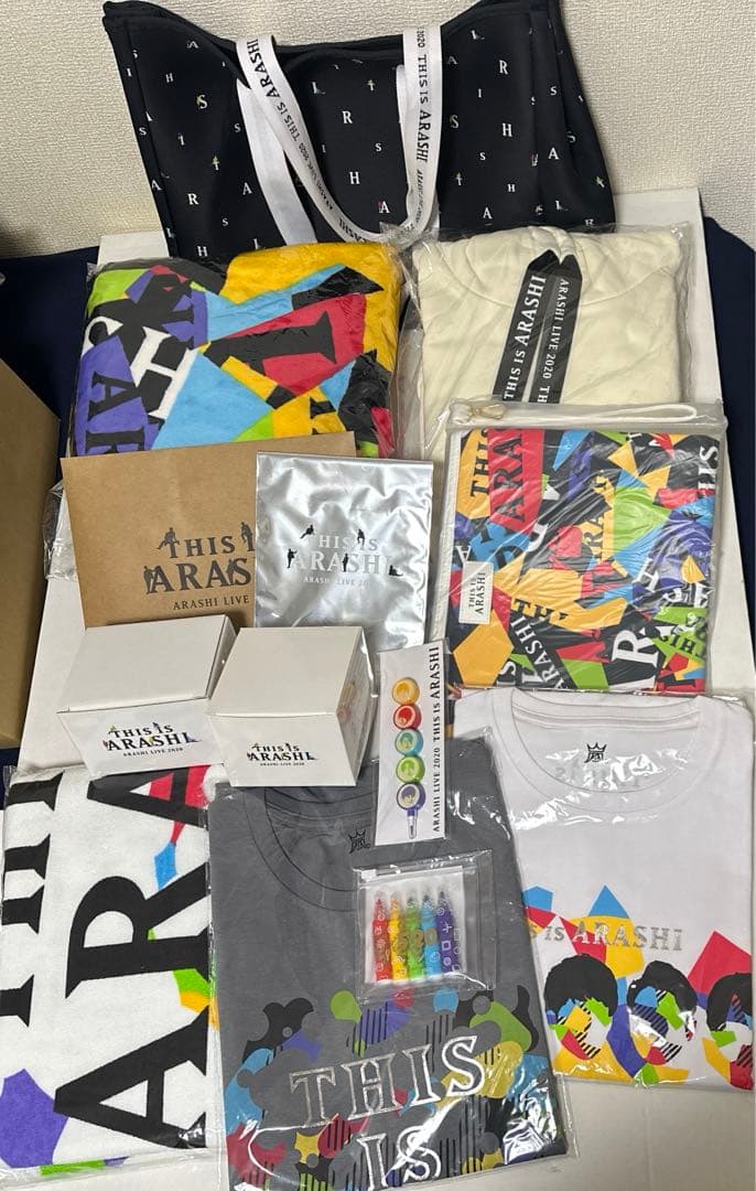嵐　『THIS IS ARASHI』2020 グッズ13点セット