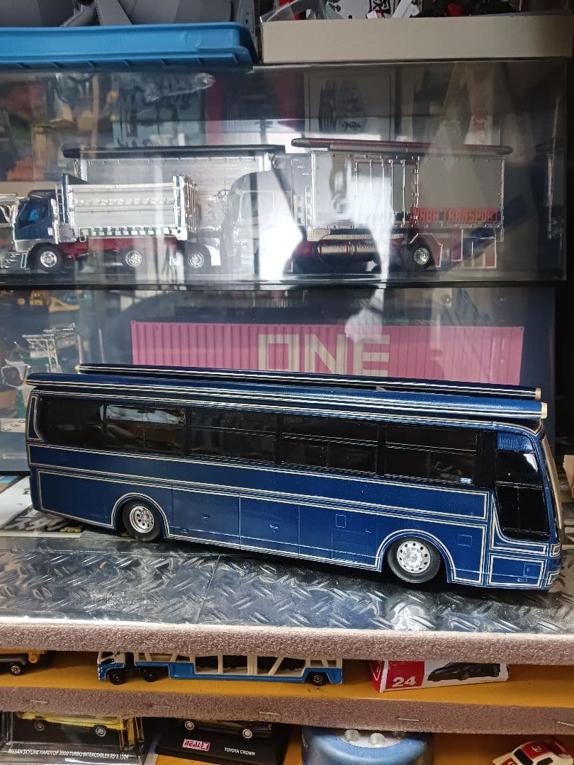 1/32スーパーオリエントエアロクイーンサロンバス/デコトラ/トラックプラモデル