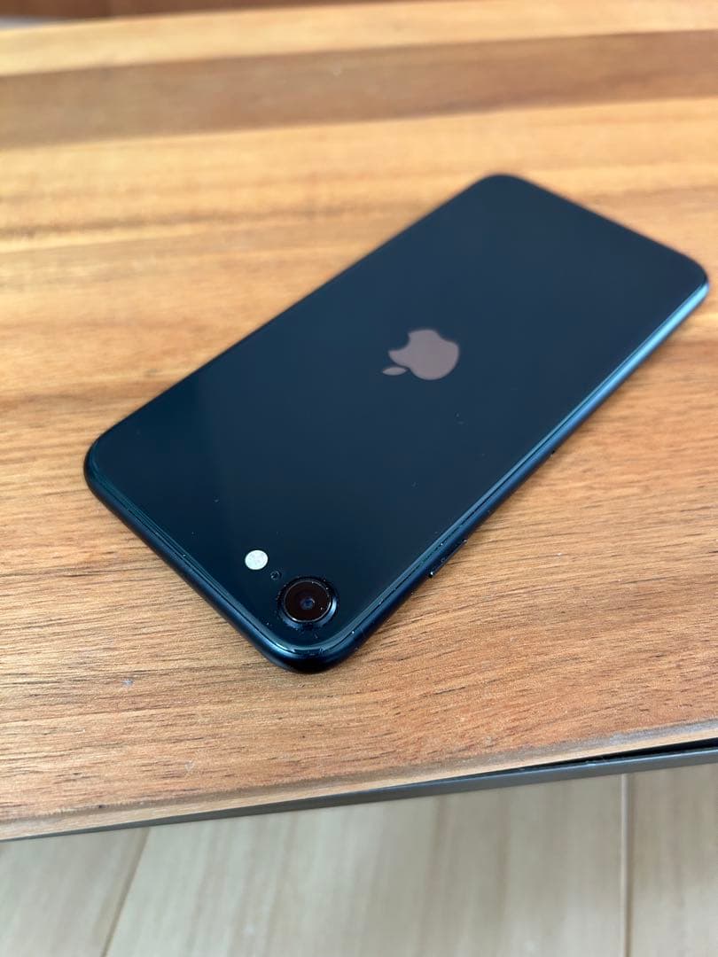 iPhone SE 第2世代 64GB