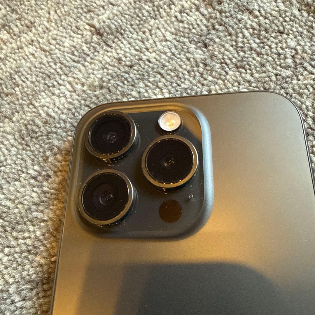 専用【米国版】Apple iPhone 15 Pro スペースブラック 本体