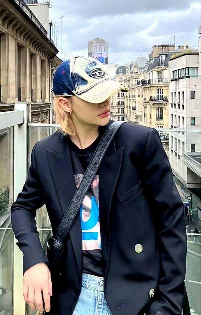 DIESEL C-SEYMON キャップ　ヒョンジン着用