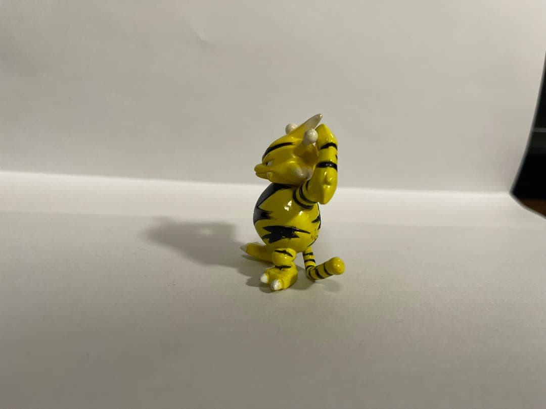【超希少　レア物】モンコレ　エレキッド　エレブー　初期　フィギュア　ポケモン