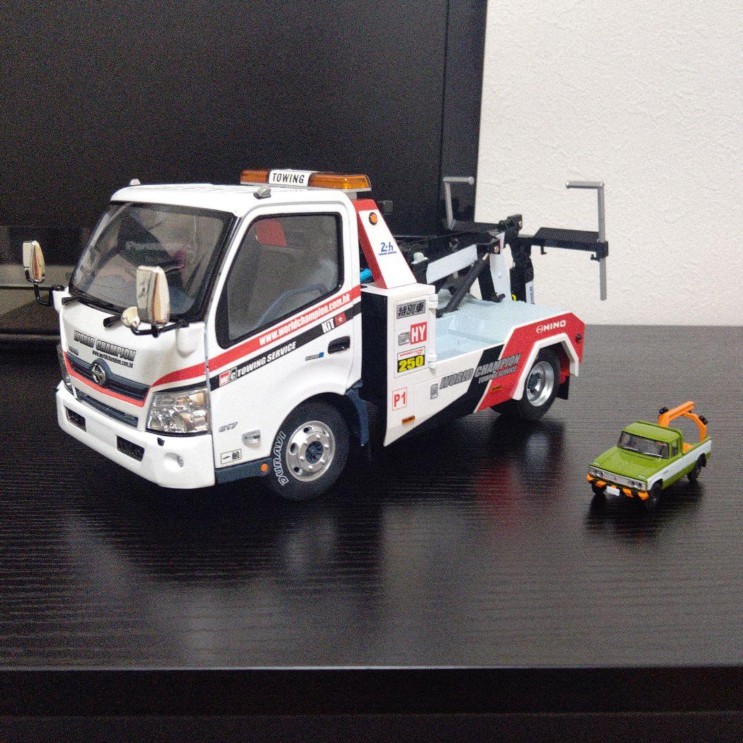 ミニカー tiny 1/18scale HINO 300