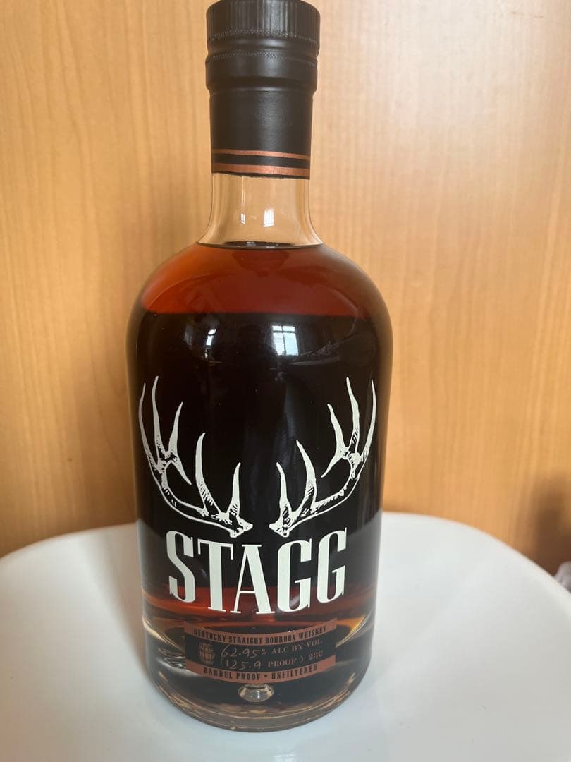 STAGG ウイスキー 750ml