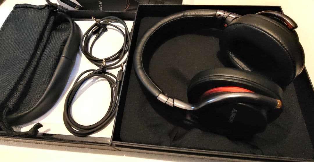 SONY MDR-1A 　 脱着式ケーブル付ヘッドホン新品同様