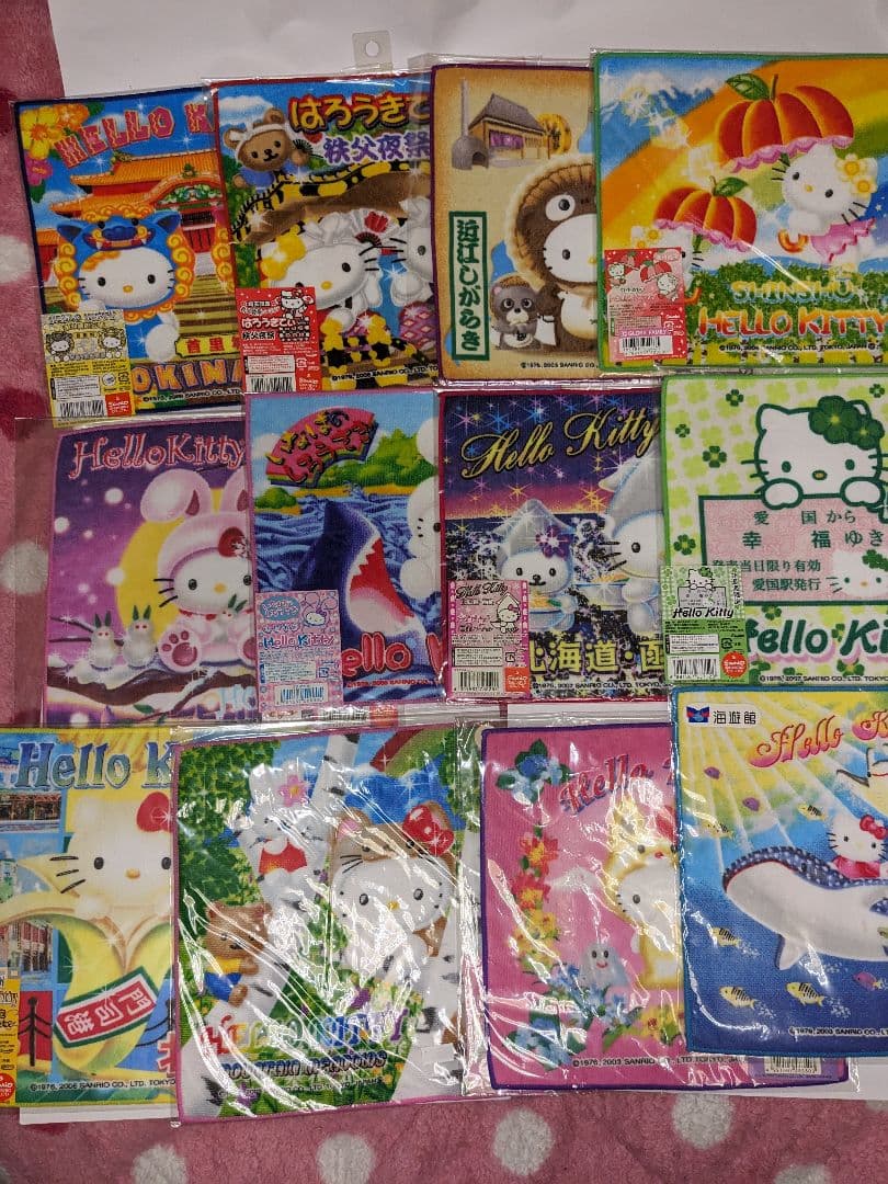 ご当地キティストラップ　レアまとめ売り218点♥