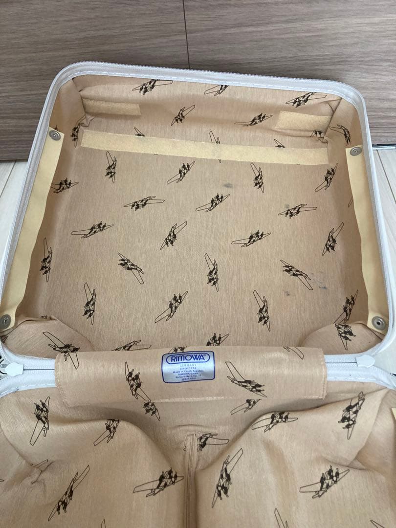 アローズ別注 リモア サルサ スーツケース 23ℓ エクリュ ベージュ